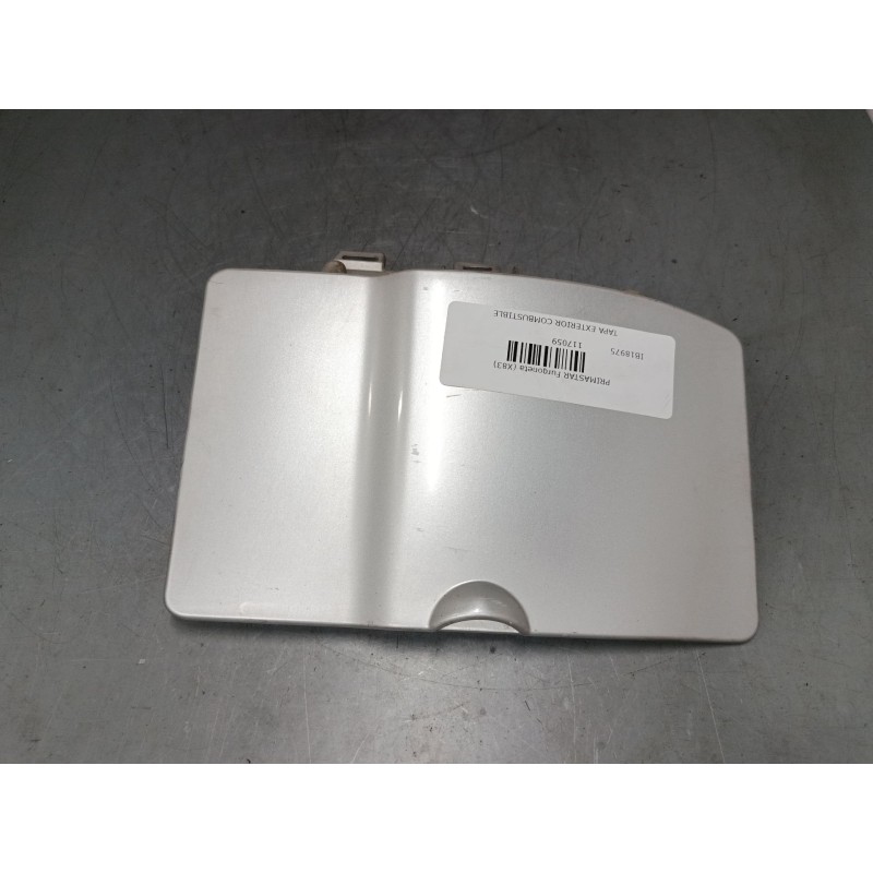 Recambio de tapa exterior combustible para nissan primastar furgoneta (x83) 2.5 dci 140 referencia OEM IAM 8200030800 91166211 