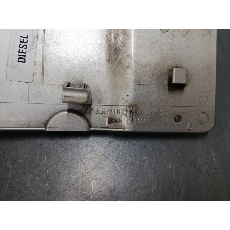 Recambio de tapa exterior combustible para nissan primastar furgoneta (x83) 2.5 dci 140 referencia OEM IAM 8200030800 91166211 