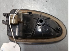 Recambio de maneta interior delantera derecha para nissan primastar furgoneta (x83) 2.5 dci 140 referencia OEM IAM 8200028995 99 2