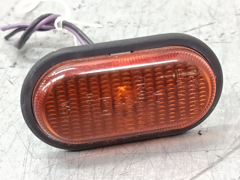 Recambio de intermitente delantero derecho para nissan primastar furgoneta (x83) 2.5 dci 140 referencia OEM IAM 8200194580  
