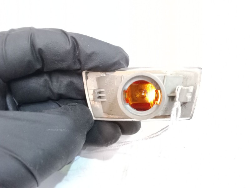 Recambio de intermitente lateral izquierdo para opel astra h gtc (a04) 1.4 (l08) referencia OEM IAM   