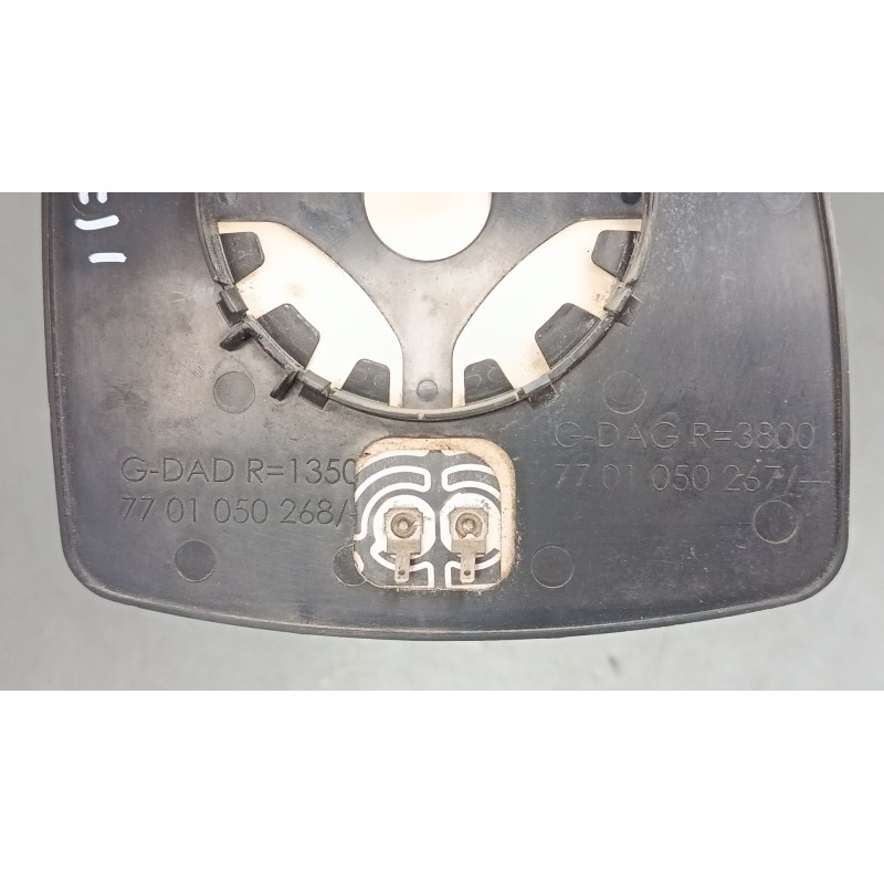 Recambio de cristal retrovisor izquierdo para nissan primastar furgoneta (x83) 2.5 dci 140 referencia OEM IAM 7701050267  