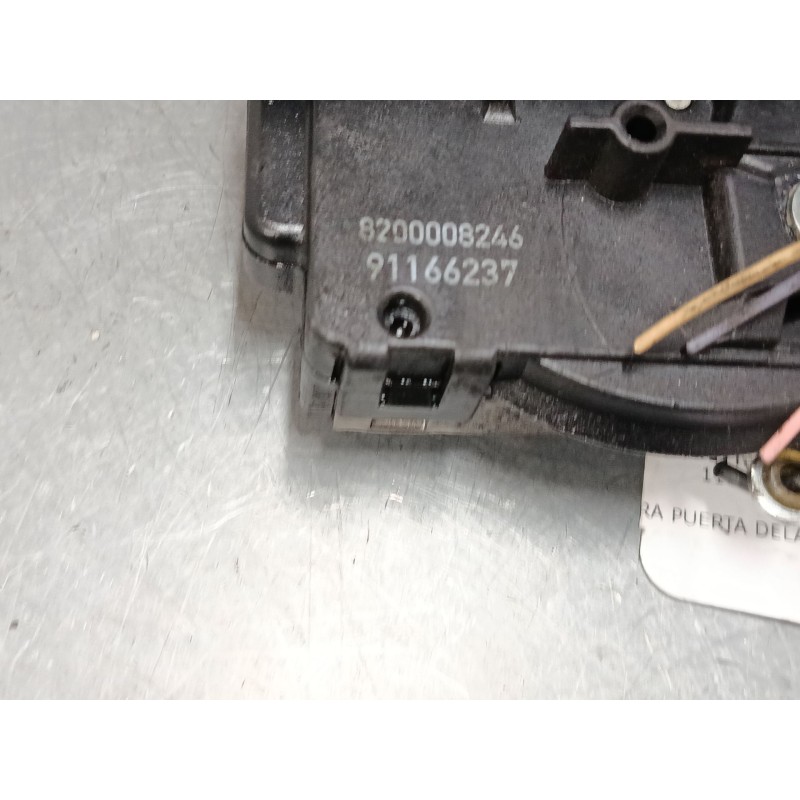 Recambio de cerradura puerta delantera izquierda para nissan primastar furgoneta (x83) 2.5 dci 140 referencia OEM IAM 8200008246