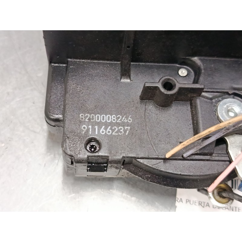 Recambio de cerradura puerta delantera izquierda para nissan primastar furgoneta (x83) 2.5 dci 140 referencia OEM IAM 8200008246