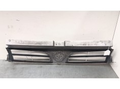 Recambio de rejillas capo para nissan primastar furgoneta (x83) 2.5 dci 140 referencia OEM IAM 8200137047 91169285  2
