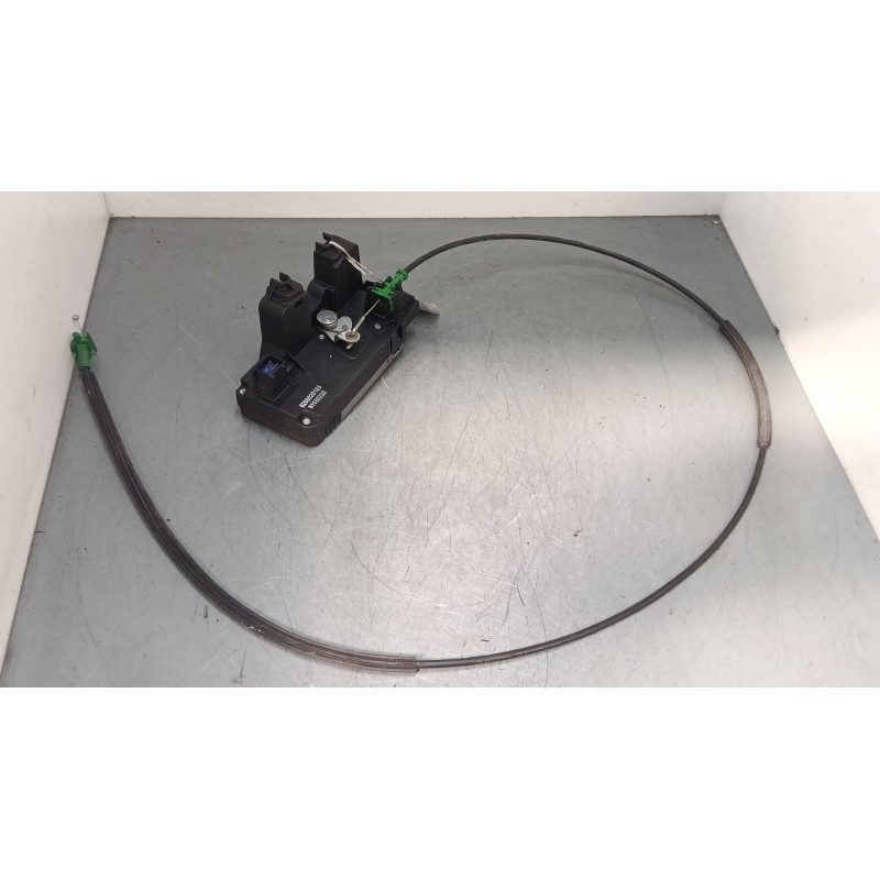 Recambio de cerradura puerta corredera derecha para nissan primastar furgoneta (x83) 2.5 dci 140 referencia OEM IAM 8200020185 9