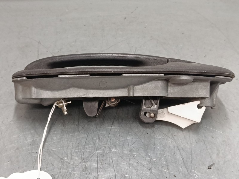 Recambio de maneta exterior puerta corredera derecha para nissan primastar furgoneta (x83) 2.5 dci 140 referencia OEM IAM   