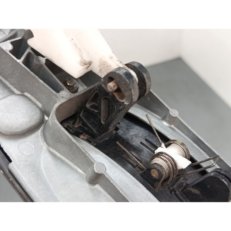 Recambio de maneta exterior puerta corredera derecha para nissan primastar furgoneta (x83) 2.5 dci 140 referencia OEM IAM   
