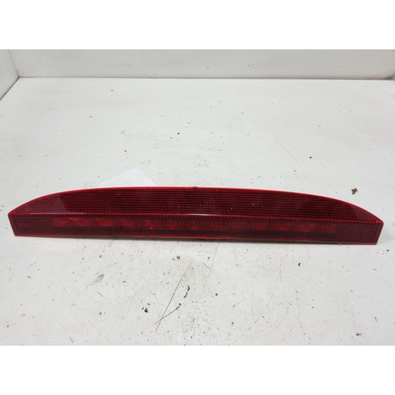 Recambio de luz central de freno para renault clio ii (bb_, cb_) 1.9 dti (b/cb0u) referencia OEM IAM 7700410753  