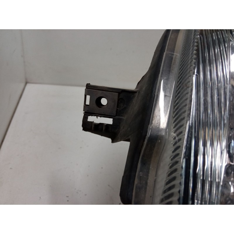 Recambio de faro izquierdo para renault clio ii (bb_, cb_) 1.9 dti (b/cb0u) referencia OEM IAM 2606033338  