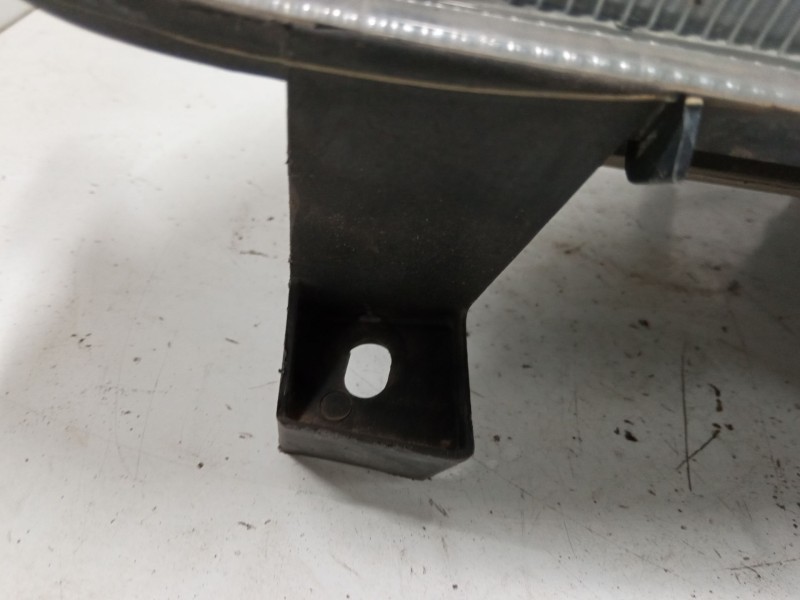 Recambio de faro izquierdo para renault clio ii (bb_, cb_) 1.9 dti (b/cb0u) referencia OEM IAM 2606033338  