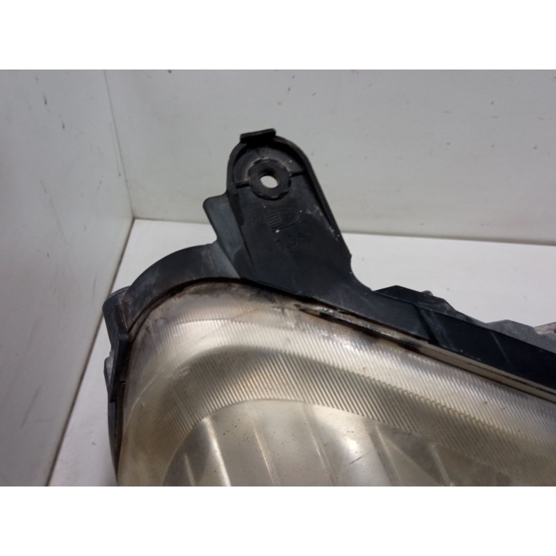 Recambio de faro derecho para opel corsa c (x01) 1.3 cdti (f08, f68) referencia OEM IAM   