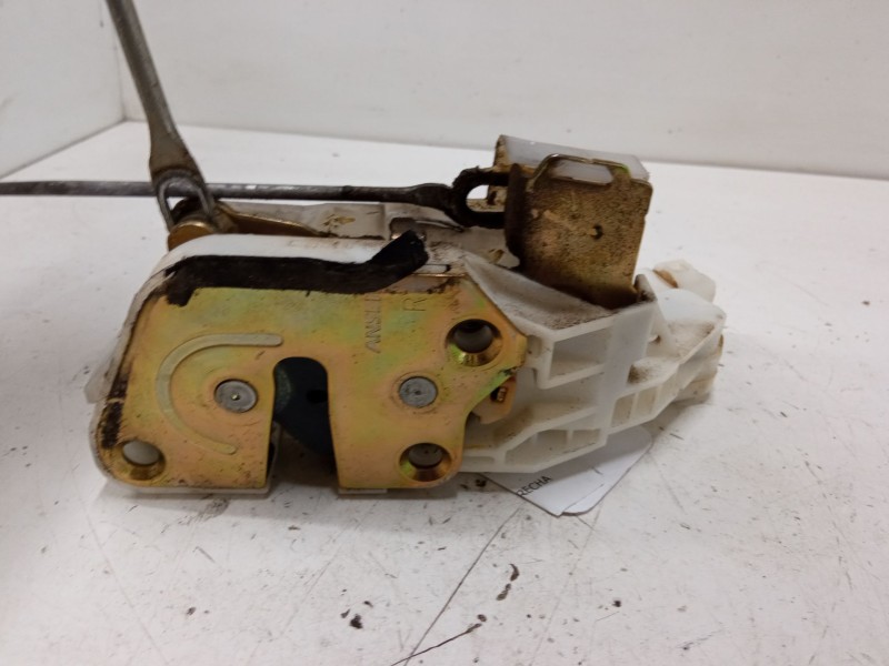 Recambio de cerradura puerta delantera derecha para mitsubishi montero sport i (k7_, k9_) 2.5 td (k94w, k74t) referencia OEM IAM