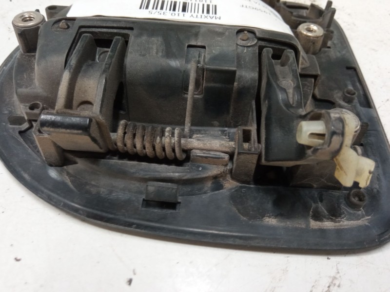 Recambio de maneta exterior puerta delantera izquierda para renault maxity 110.35/5 referencia OEM IAM   