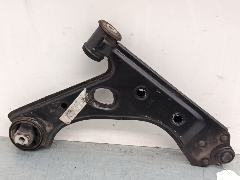 Recambio de brazo suspension inferior delantero izquierdo para alfa romeo mito (955_) 1.3 multijet (955axh1b, 955axt1a) referenc