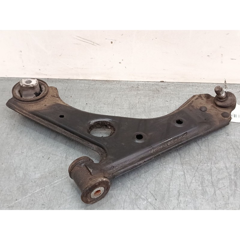 Recambio de brazo suspension inferior delantero izquierdo para alfa romeo mito (955_) 1.3 multijet (955axh1b, 955axt1a) referenc