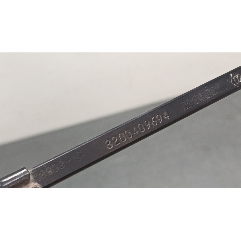 Recambio de brazo limpia delantero derecho para renault kangoo / grand kangoo ii (kw0/1_) 1.5 dci 85 (kw0k, kw0l, kw0b) referenc