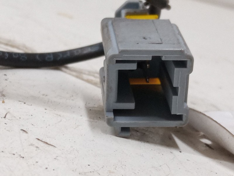 Recambio de anclaje cinturon delantero derecho para peugeot 208 i (ca_, cc_) 1.6 hdi / bluehdi 75 referencia OEM IAM   