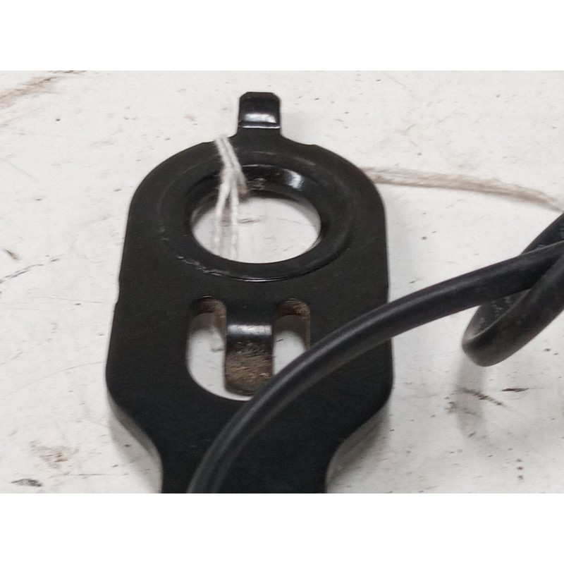 Recambio de anclaje cinturon delantero derecho para peugeot 208 i (ca_, cc_) 1.6 hdi / bluehdi 75 referencia OEM IAM   
