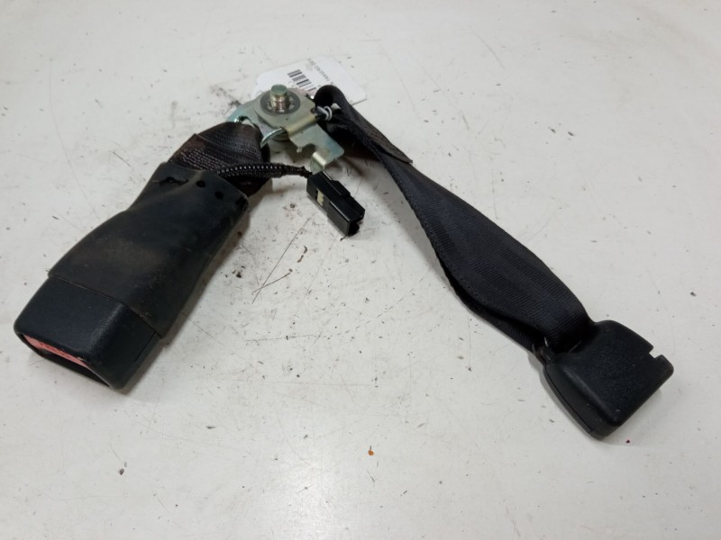 Recambio de anclaje cinturon trasero derecho para toyota yaris (_p13_) 1.5 (nsp131_) referencia OEM IAM   