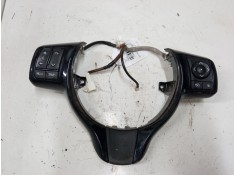 Recambio de botonera volante para toyota yaris (_p13_) 1.5 (nsp131_) referencia OEM IAM   