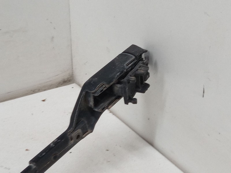 Recambio de brazo limpia delantero derecho para seat ibiza iv sc (6j1, 6p5) 1.2 referencia OEM IAM   
