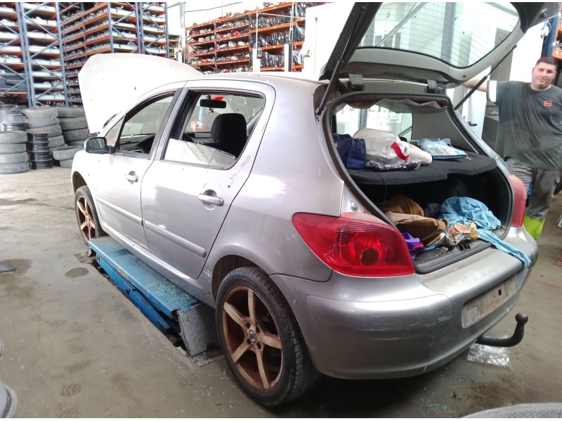 peugeot 307 (3a/c) del año 2004