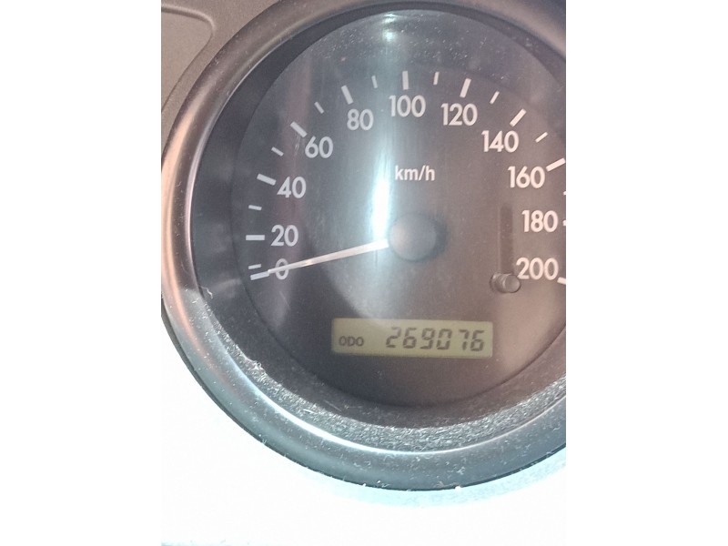 daewoo kalos (klas) del año 2003