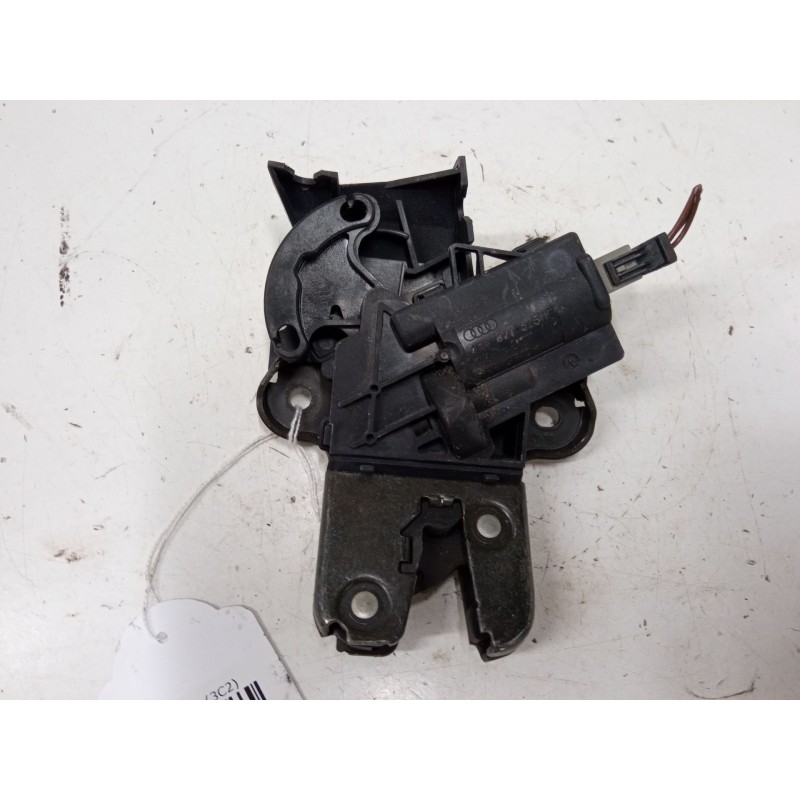 Recambio de cerradura maletero / porton para volkswagen passat b6 (3c2) 2.0 tdi 16v referencia OEM IAM 4f5827505  