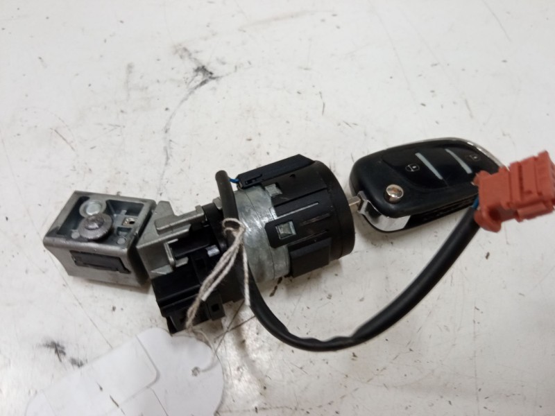 Recambio de clausor para peugeot 308 i (4a_, 4c_) 1.6 hdi referencia OEM IAM   