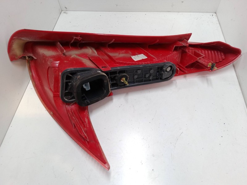 Recambio de piloto trasero izquierdo para peugeot 206 sw (2e/k) 1.4 hdi referencia OEM IAM   