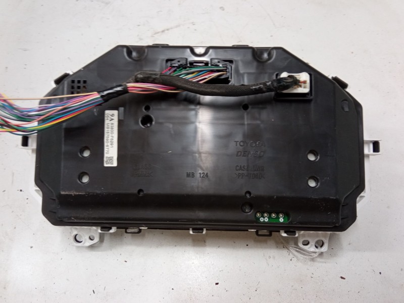 Recambio de cuadro instrumentos para toyota yaris (_p13_) 1.5 (nsp131_) referencia OEM IAM 83800F5291  