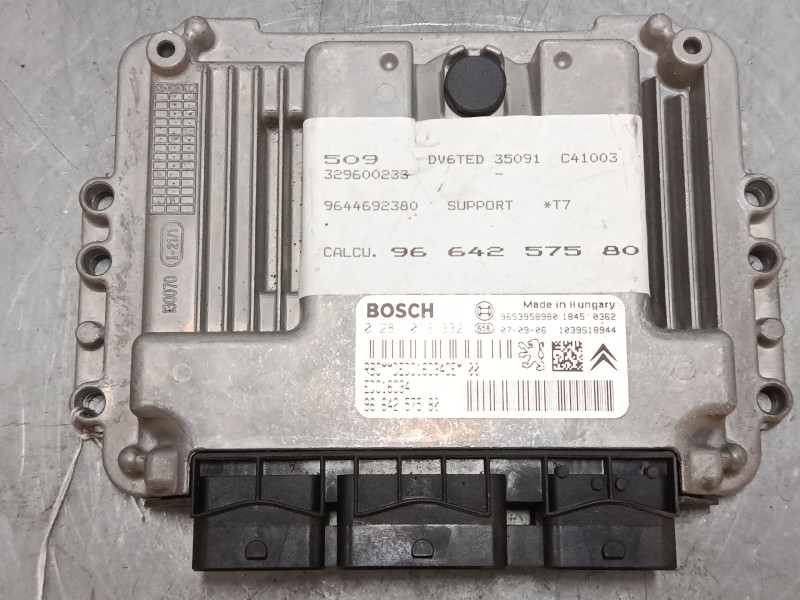 Recambio de centralita motor uce para peugeot 308 i (4a_, 4c_) 1.6 hdi referencia OEM IAM 9653958980  