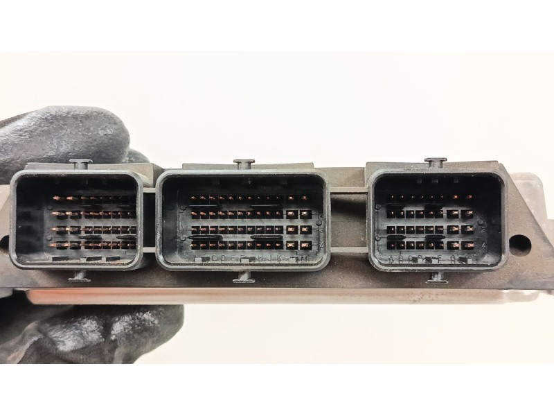 Recambio de centralita motor uce para peugeot 308 i (4a_, 4c_) 1.6 hdi referencia OEM IAM 9653958980  