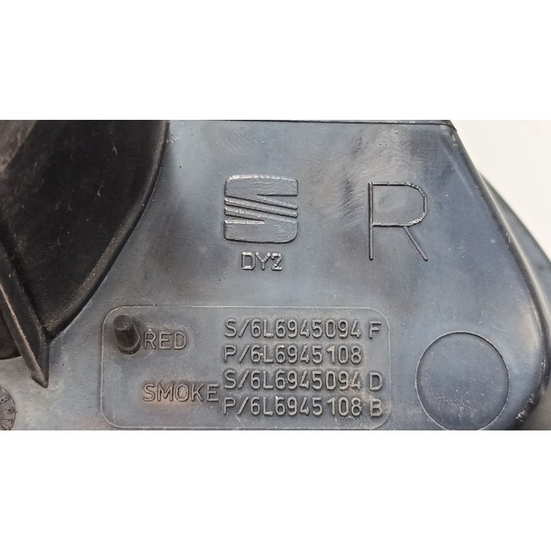 Recambio de piloto trasero porton derecho para seat ibiza iii (6l1) 1.4 16v referencia OEM IAM   