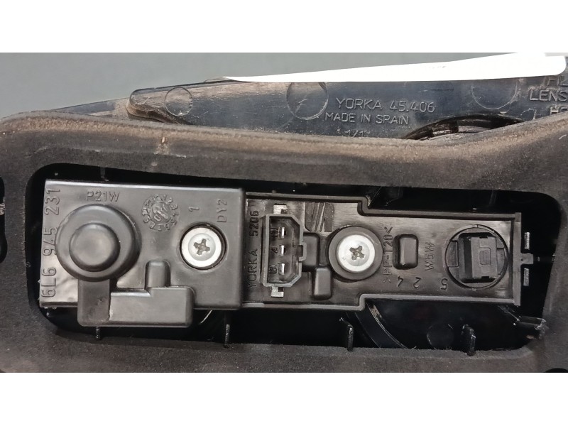 Recambio de piloto trasero porton izquierdo para seat ibiza iii (6l1) 1.4 16v referencia OEM IAM 6L6945093  