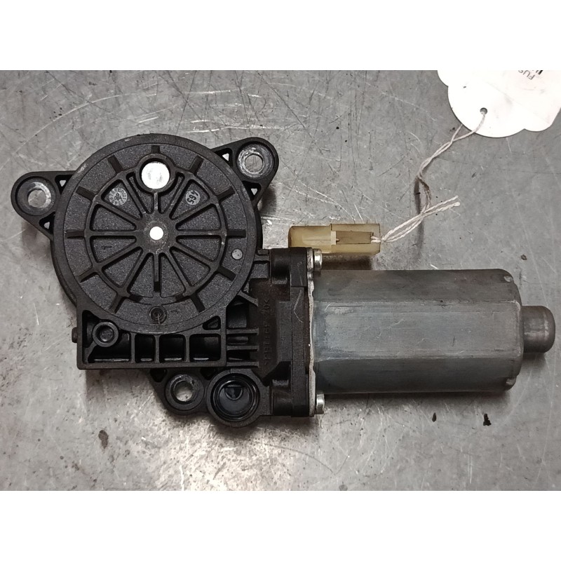 Recambio de motor elevaluna delantero derecho para ford fusion (ju_) 1.6 tdci referencia OEM IAM 0130821939  