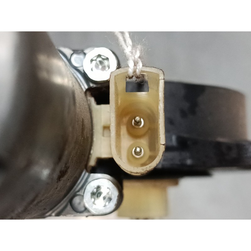 Recambio de motor elevaluna delantero derecho para ford fusion (ju_) 1.6 tdci referencia OEM IAM 0130821939  