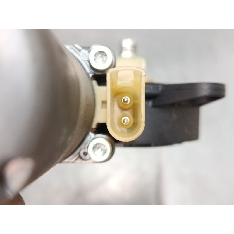 Recambio de motor elevaluna delantero izquierdo para ford fusion (ju_) 1.6 tdci referencia OEM IAM 0130821938  