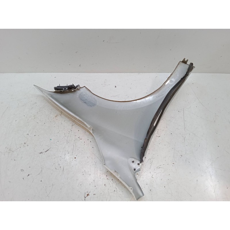 Recambio de aleta delantera izquierda para renault megane iii grandtour (kz0/1) 1.5 dci (kz1m, kz1w, kz0r) referencia OEM IAM   