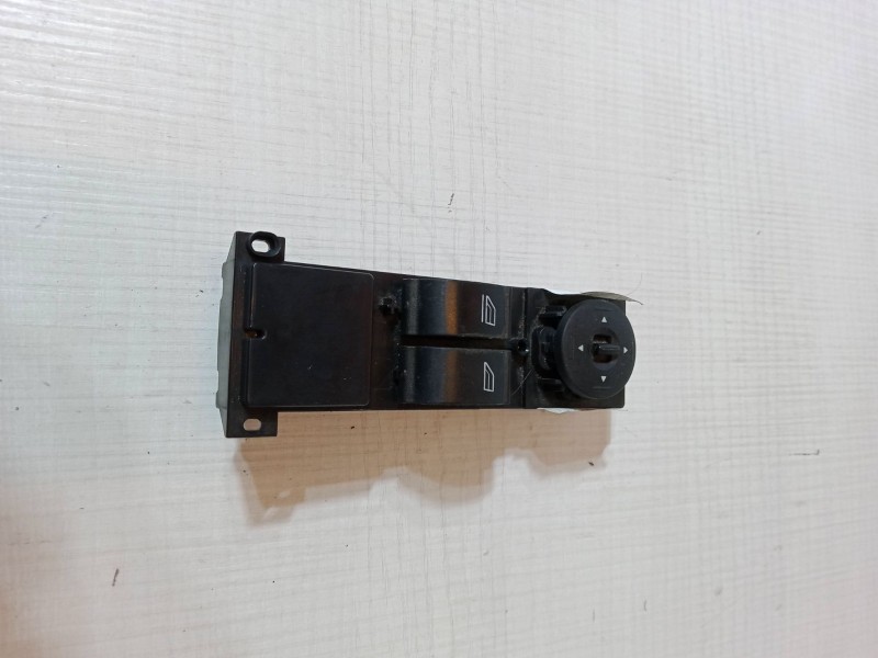 Recambio de mando elevalunas delantero izquierdo para ford focus ii sedán (db_, fch, dh) 1.6 referencia OEM IAM 3M5T14529CD  031