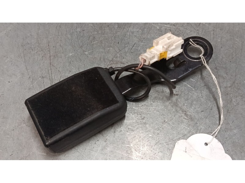 Recambio de anclaje cinturon delantero derecho para peugeot 207/207+ (wa_, wc_) 1.4 16v referencia OEM IAM   