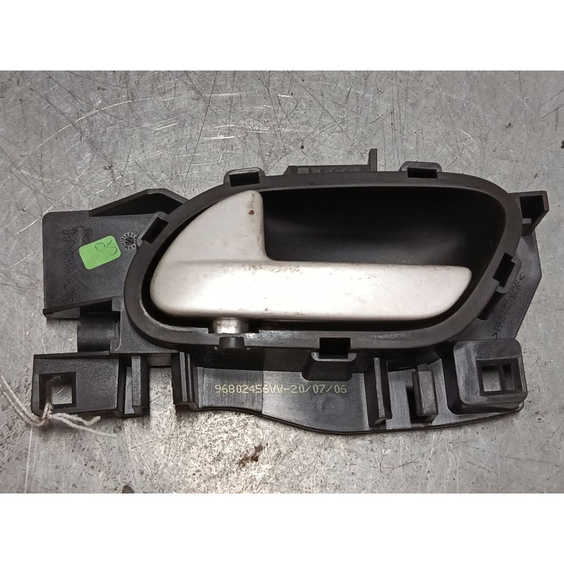 Recambio de maneta interior puerta delantera izquierda para peugeot 207/207+ (wa_, wc_) 1.4 16v referencia OEM IAM   