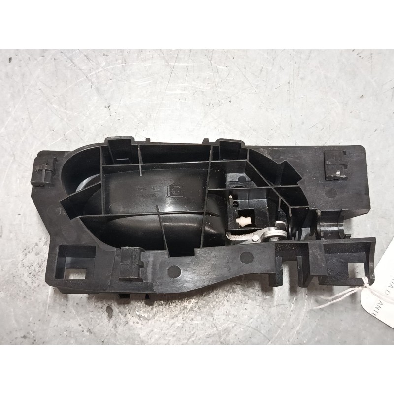 Recambio de maneta interior puerta delantera izquierda para peugeot 207/207+ (wa_, wc_) 1.4 16v referencia OEM IAM   