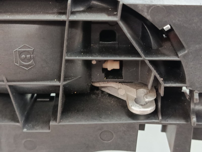 Recambio de maneta interior puerta delantera izquierda para peugeot 207/207+ (wa_, wc_) 1.4 16v referencia OEM IAM   