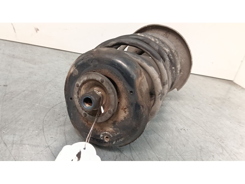 Recambio de amortiguador delantero derecho para peugeot 207/207+ (wa_, wc_) 1.4 16v referencia OEM IAM   