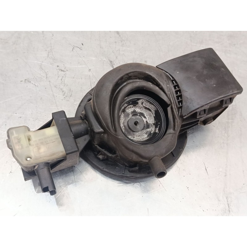 Recambio de tapa exterior combustible para citroën c4 grand picasso i (ua_) 1.6 hdi referencia OEM IAM   
