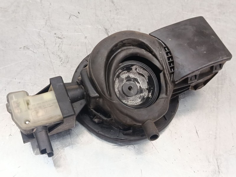 Recambio de tapa exterior combustible para citroën c4 grand picasso i (ua_) 1.6 hdi referencia OEM IAM   