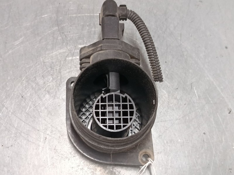 Recambio de caudalimetro para seat ibiza iii (6l1) 1.9 tdi referencia OEM IAM 038906461B  