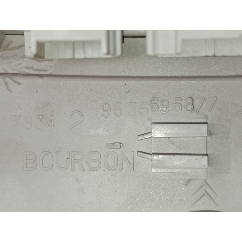 Recambio de luz interior delantera para citroën c5 i (dc_) 1.8 16v (dc6fzb, dc6fze) referencia OEM IAM 9636696877  
